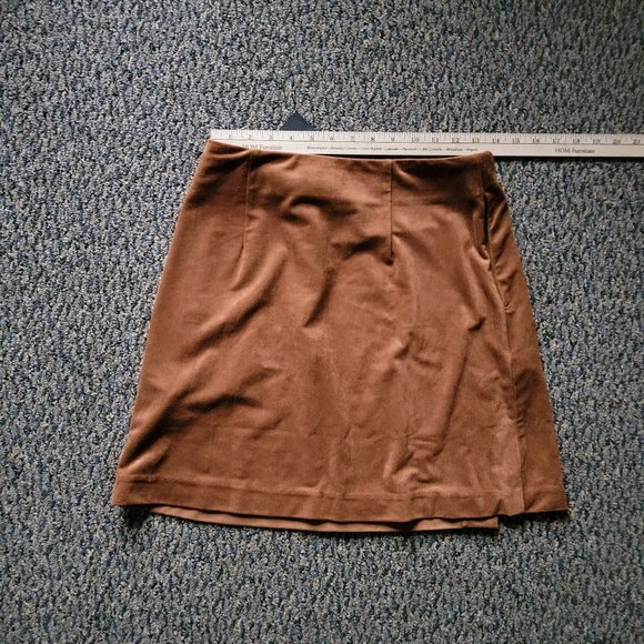 NWT Super Soft Banana Republic Brown Micro Suede Skirt Size 6 - Picture 8 of 9
